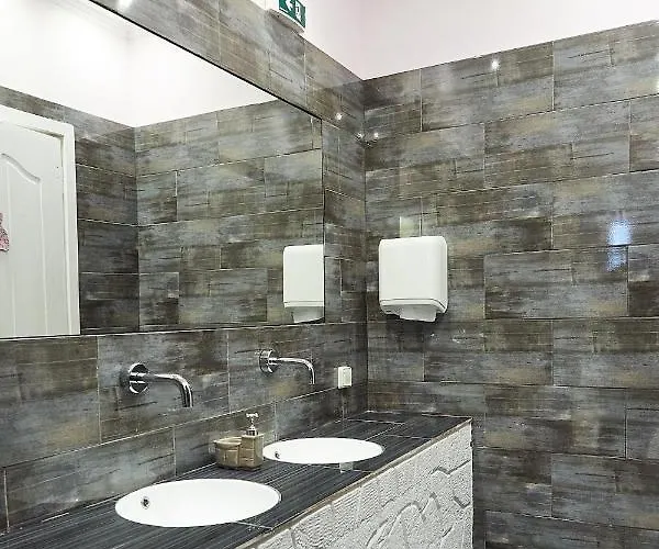 Alexis House بيلوس